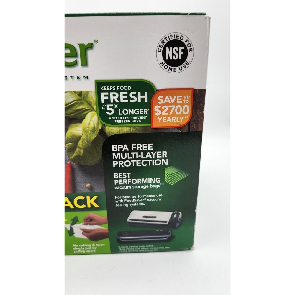 FoodSaver Special Value Vacuum Seal Combo Pack 8" & 11" Rolls 36 Pre-Cut Qt Bags - Picture 4 of 9